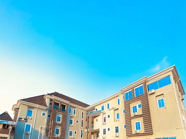 West Wing Hotel Lagos Exterior photo